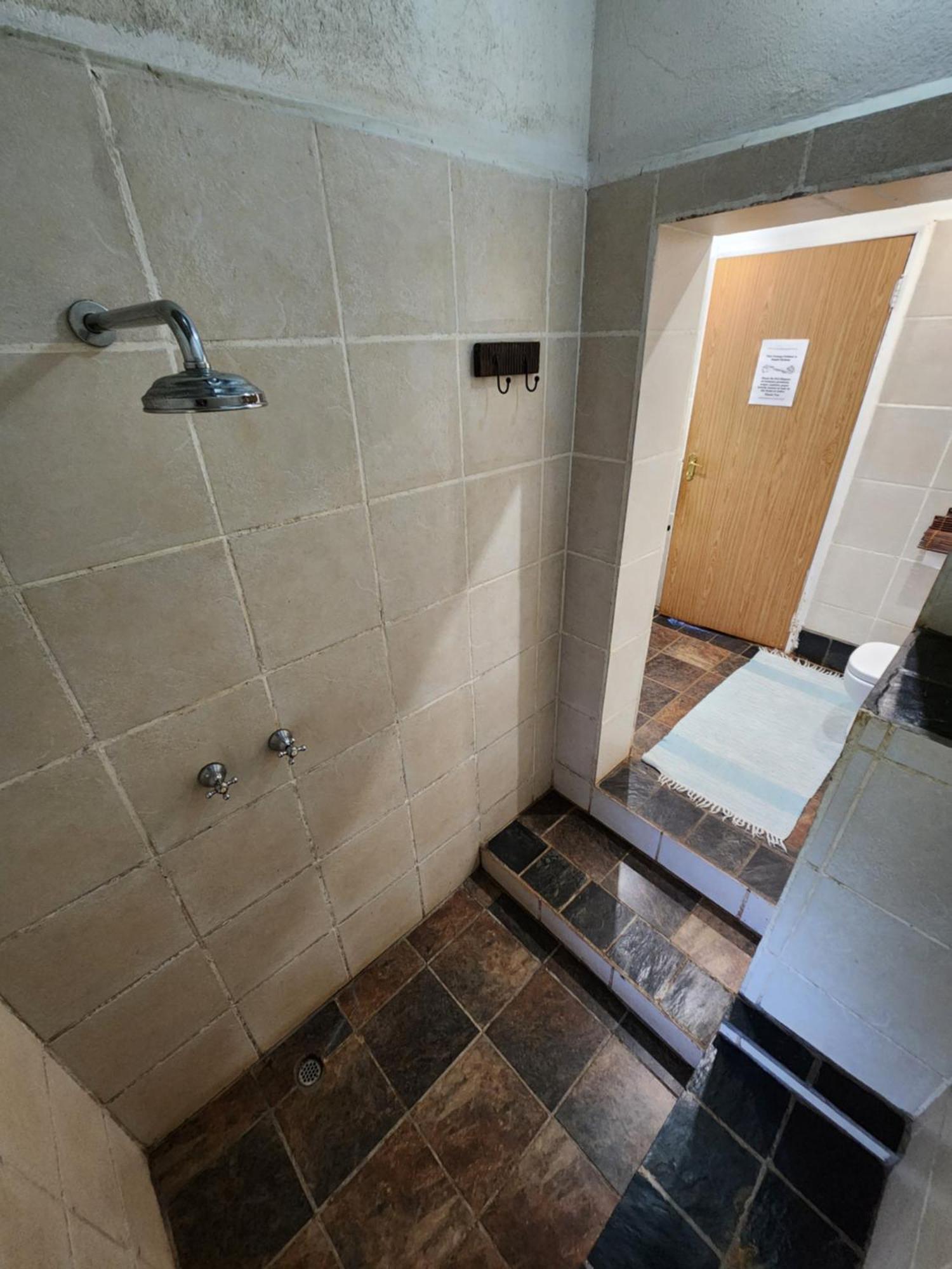 Softwaters Guesthouse Cottages Луіс-Трічард Екстер'єр фото